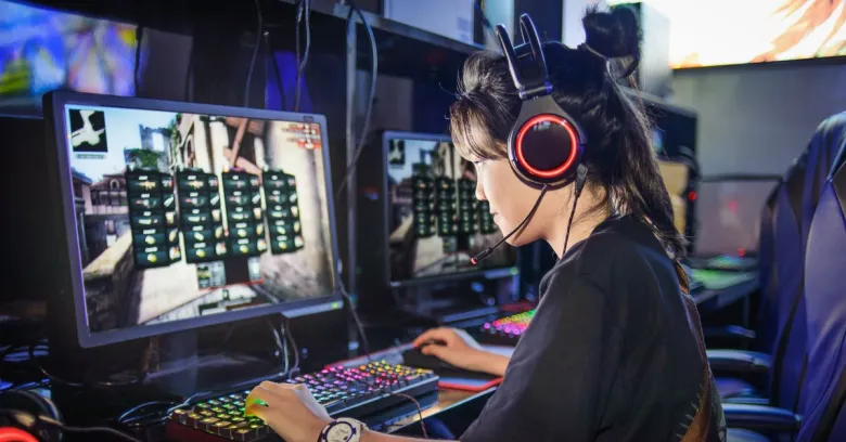 Online Gaming and Beyond: A Journey into Virtual Realms