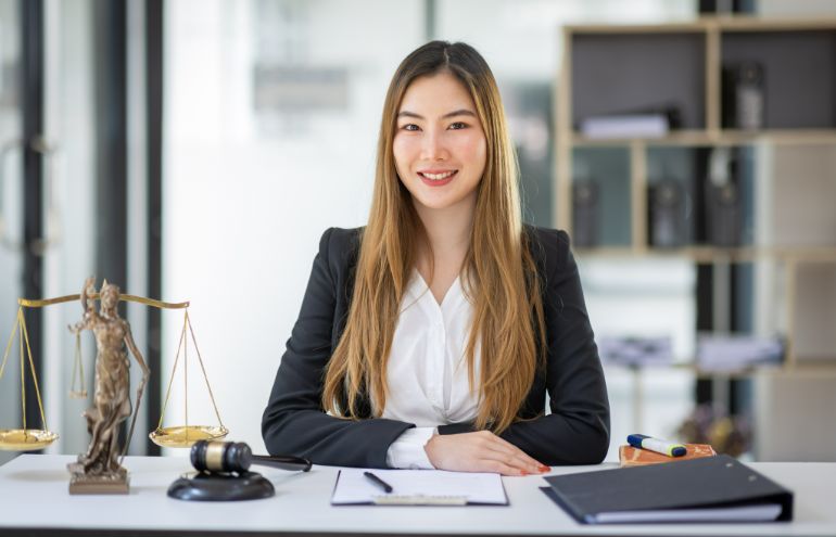 How To Choose An Immigration Lawyer